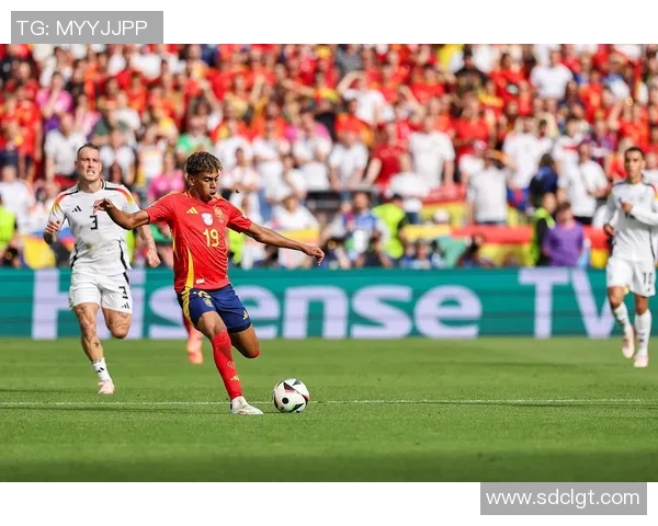 西班牙队点球失利，遗憾止步欧洲杯四强赛